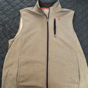 Izod men’s vest. Large, grey. never worn